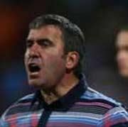 Steaua news - Gheorghe Hagi: "Nu-mi cade bine că am - ...::: Stiri despre Fotbal :::...