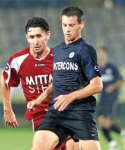 ZAHARIA S-A INTELES CU STEAUA! - Steaua l-a transferat pe Ninu Steaua l-a - ...::: Stiri despre Fotbal :::...